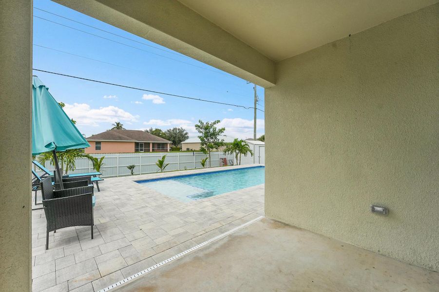 Image 33 of a home in .