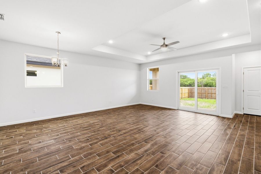 Spacious, unfurnished interior of a new home in Paloma Ranch, Harlingen (Image 12). Spacious, unfurnished interior of a new home in Paloma Ranch, Harlingen (Image 12).