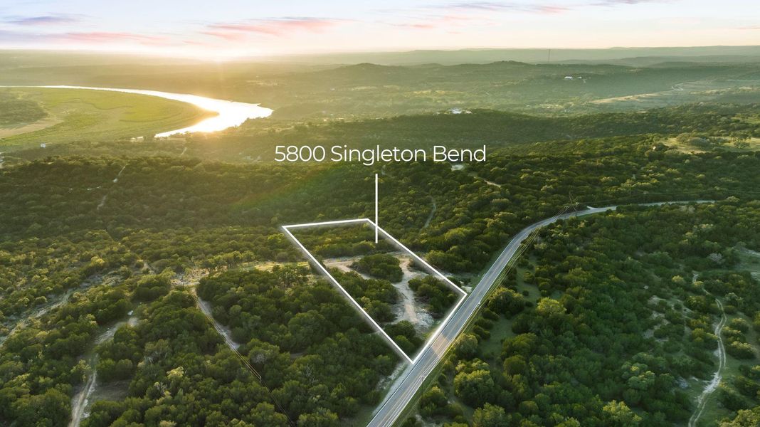 Image 14 of a home in . Image 14 of a home in .