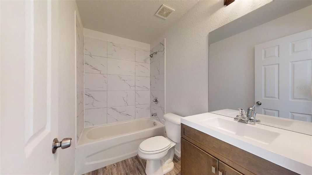Furnished interior view inside a new home in , Dunnellon (Image 6).