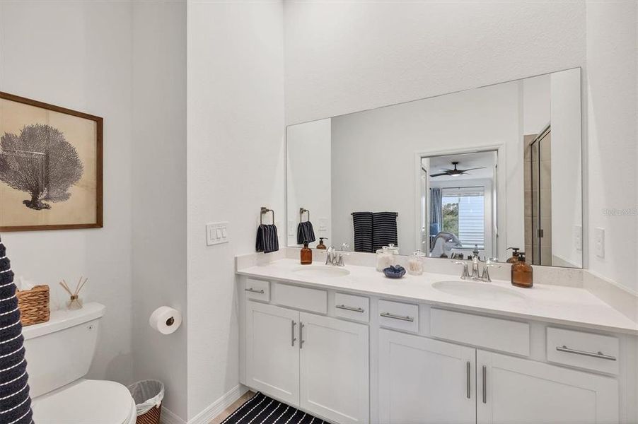 Furnished interior view inside a new home in , Venice (Image 14).