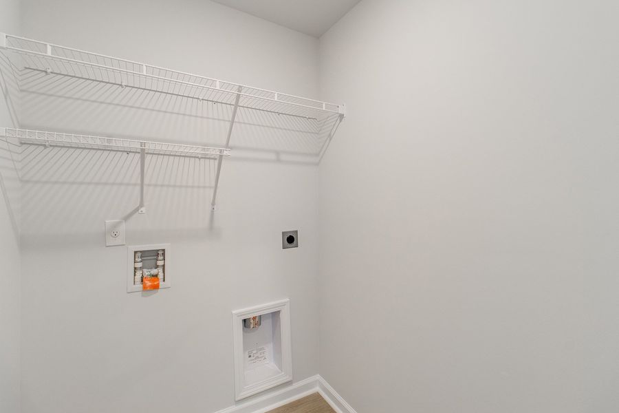 Spacious, unfurnished interior of a new home in Bluefield, Lexington (Image 24).