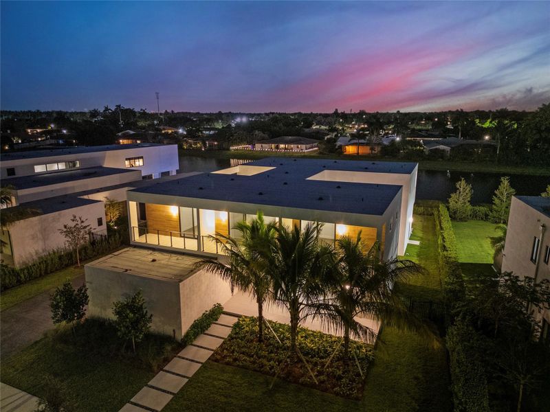Exterior details and patio area of a home in , Weston (Image 47).