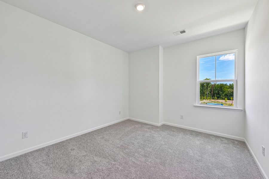 Spacious, unfurnished interior of a new home in Terraces at the Exchange, Fort Mill (Image 23).