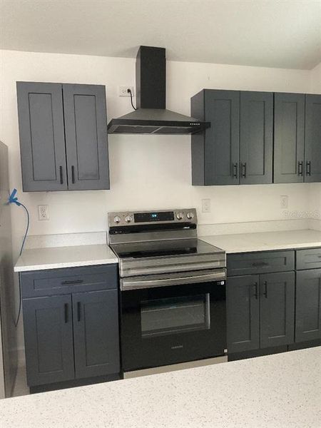 Close-up of interior finishes inside a home in , Lake Wales (Image 5).