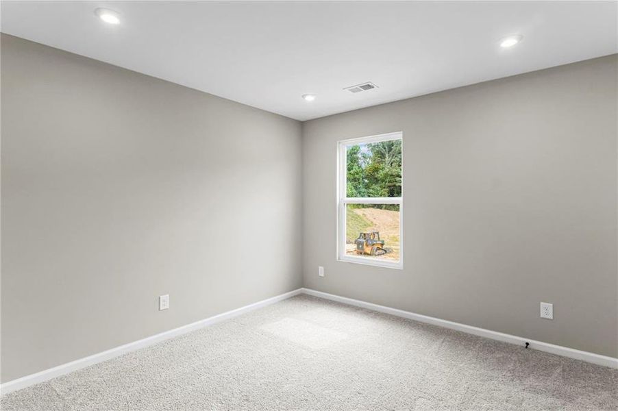 Spacious, unfurnished interior of a new home in Sage Woods, Dallas (Image 36).