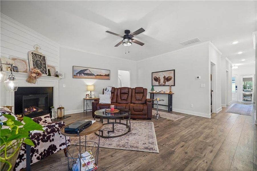 Furnished interior view inside a new home in , Dawsonville (Image 19). Furnished interior view inside a new home in , Dawsonville (Image 19).