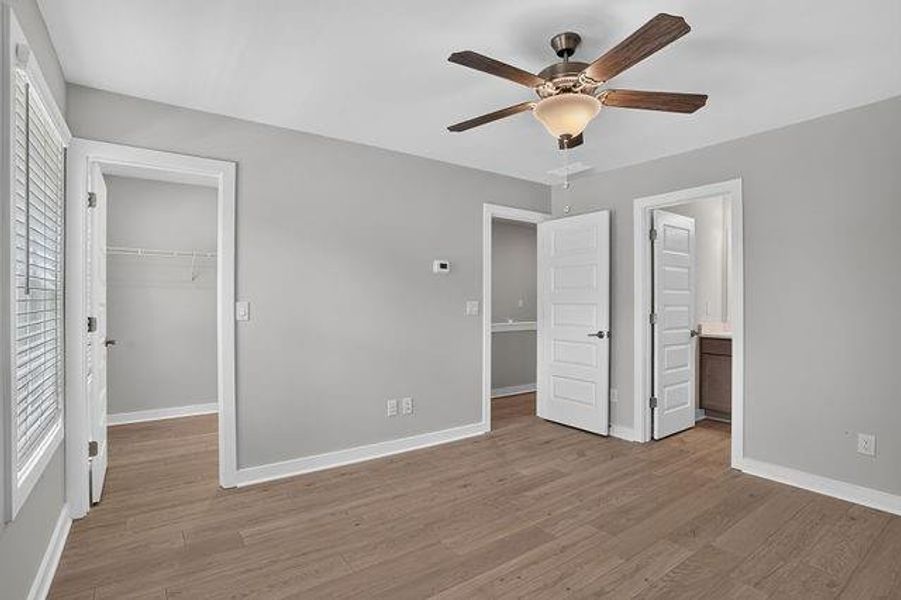 Spacious, unfurnished interior of a new home in The Cottages at East Lanier, Fayetteville (Image 17).