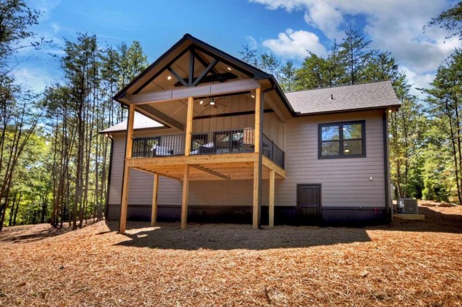 Exterior details and patio area of a home in , McCaysville (Image 21).