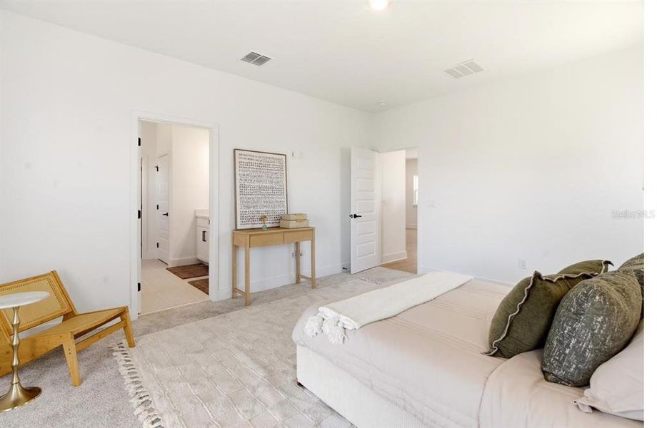 Furnished interior view inside a new home in , Winter Garden (Image 36).