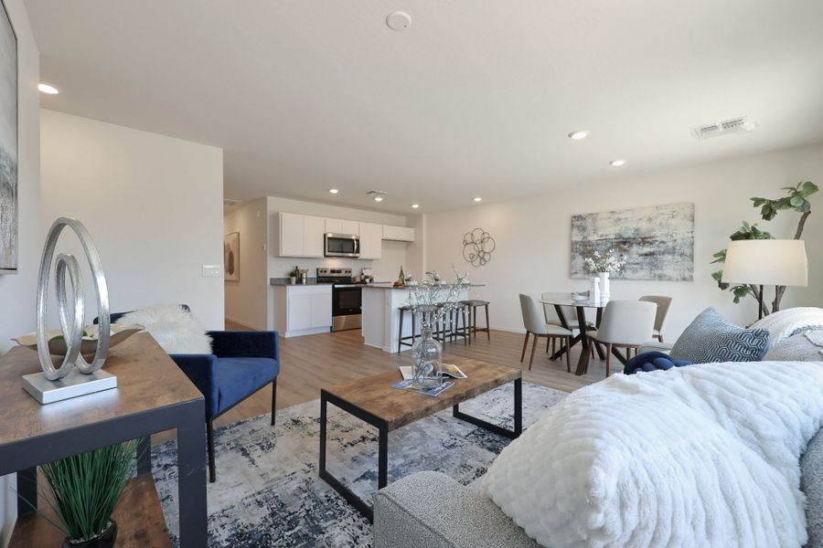 Furnished interior view inside a new home in Cross Creek Ranch, Coolidge (Image 7).