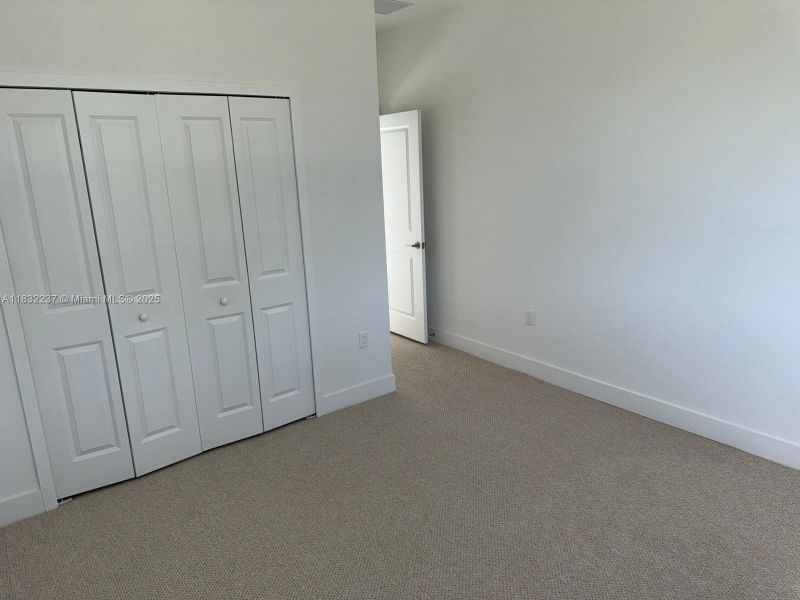 Spacious, unfurnished interior of a new home in , Homestead (Image 12).