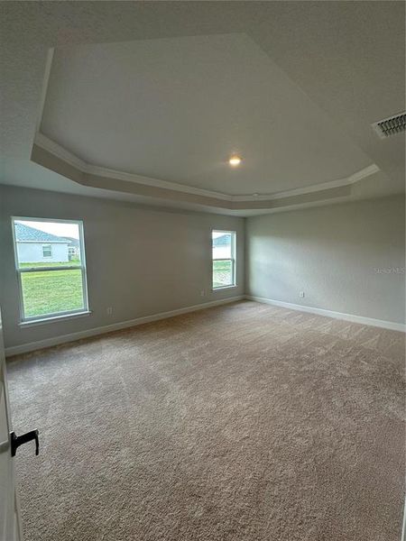 Spacious, unfurnished interior of a new home in , Ocala (Image 12).