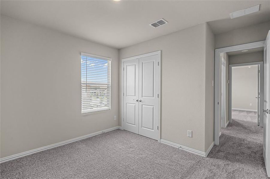 Spacious, unfurnished interior of a new home in , Wylie (Image 8).