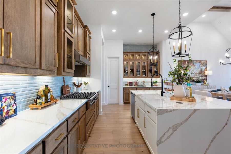 Furnished interior view inside a new home in Canyon Creek Estates, Sherman (Image 17).