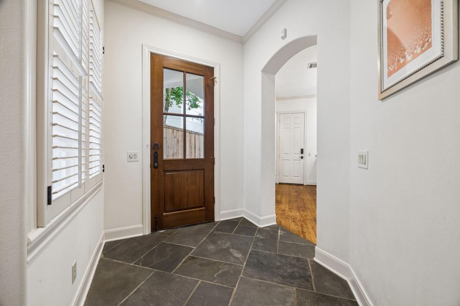 Slated entrances ...;extends outside as well!