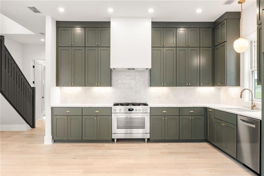 Furnished interior view inside a new home in , Chattahoochee Hills (Image 6).