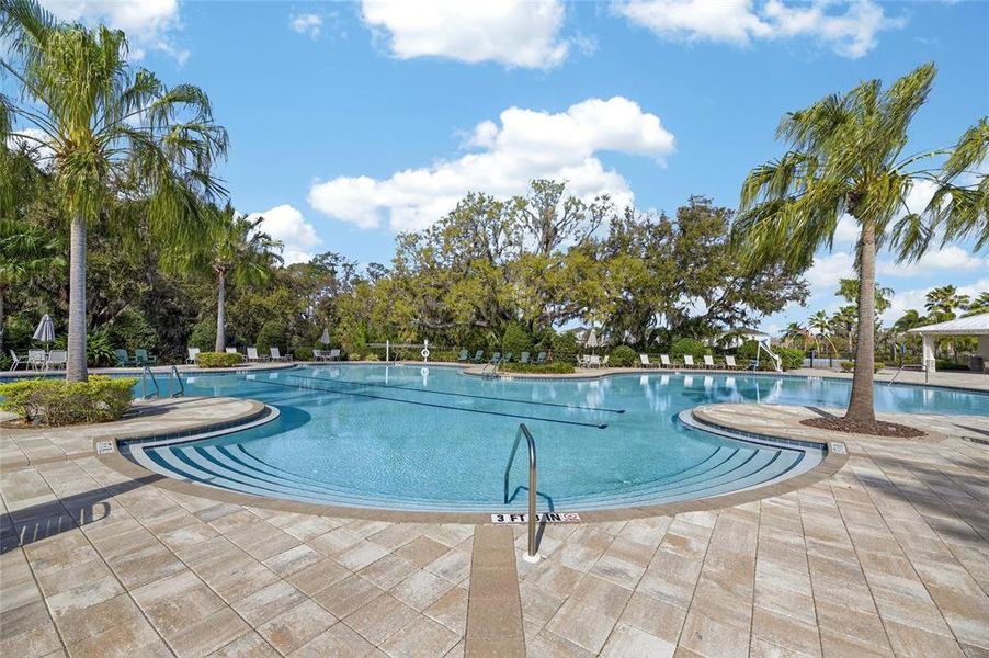 Community amenities in Summerwoods, Parrish (Image 64).