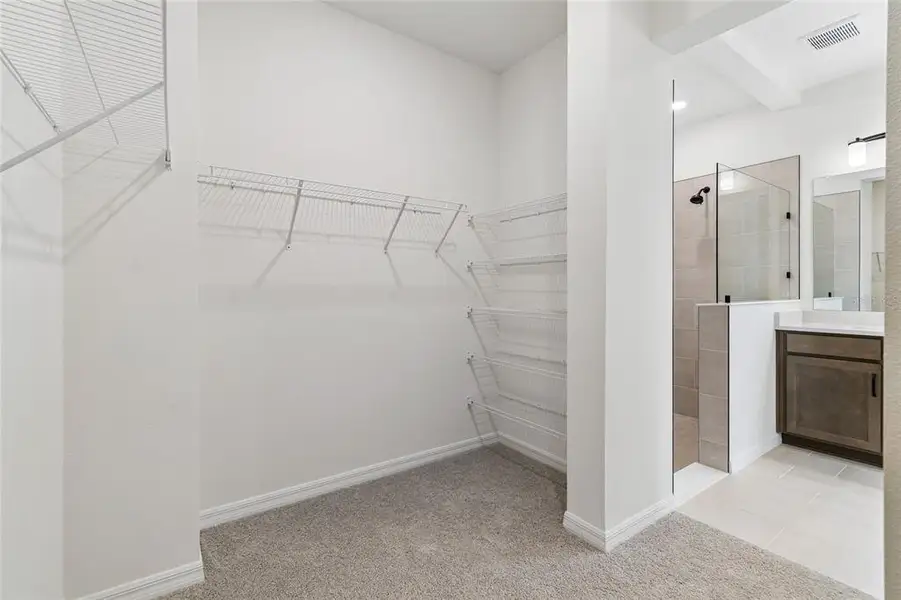 Spacious, unfurnished interior of a new home in Waterset Classic Series, Apollo Beach (Image 18).