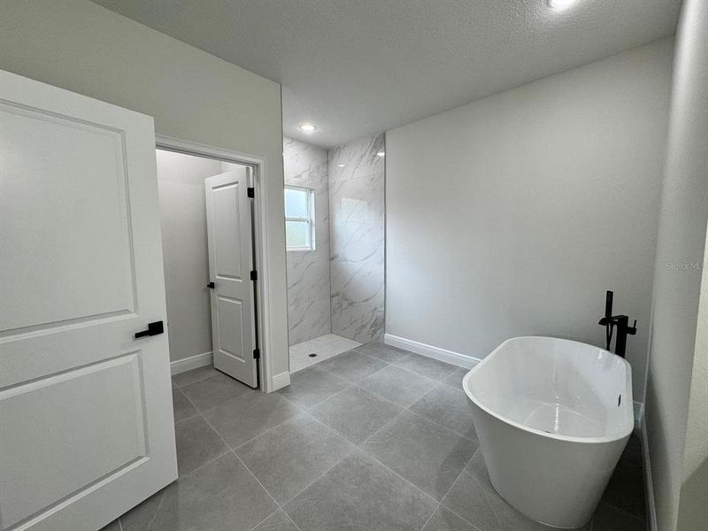 Image 25 of a home in .