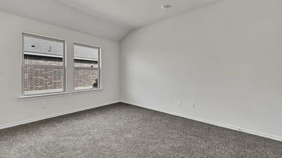 Spacious, unfurnished interior of a new home in Riverfield, Josephine (Image 19).
