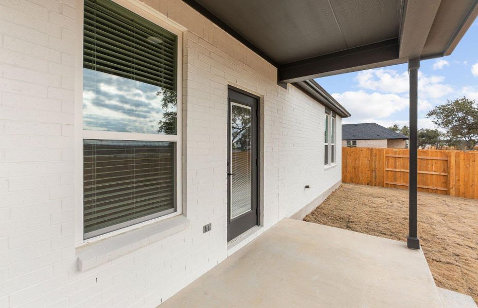 Exterior details and patio area of a home in Woodside, Georgetown (Image 21).