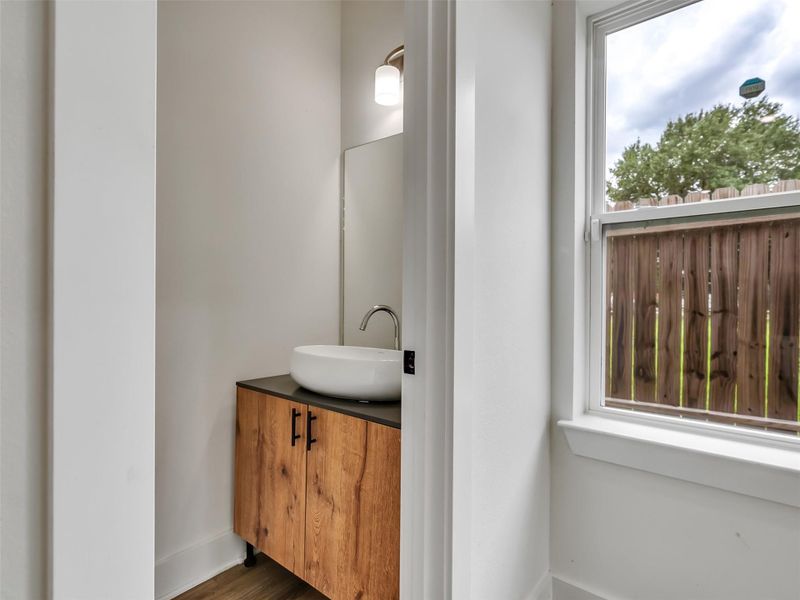 Close-up of interior finishes inside a home in , Houston (Image 18). Close-up of interior finishes inside a home in , Houston (Image 18).