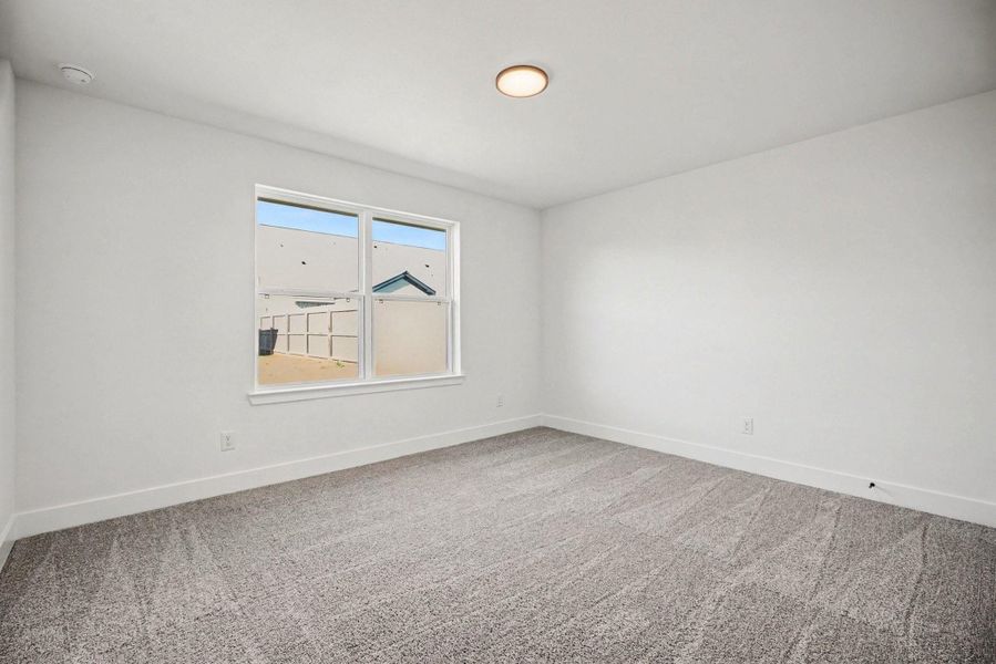 Spacious, unfurnished interior of a new home in Greystone, Angleton (Image 13).