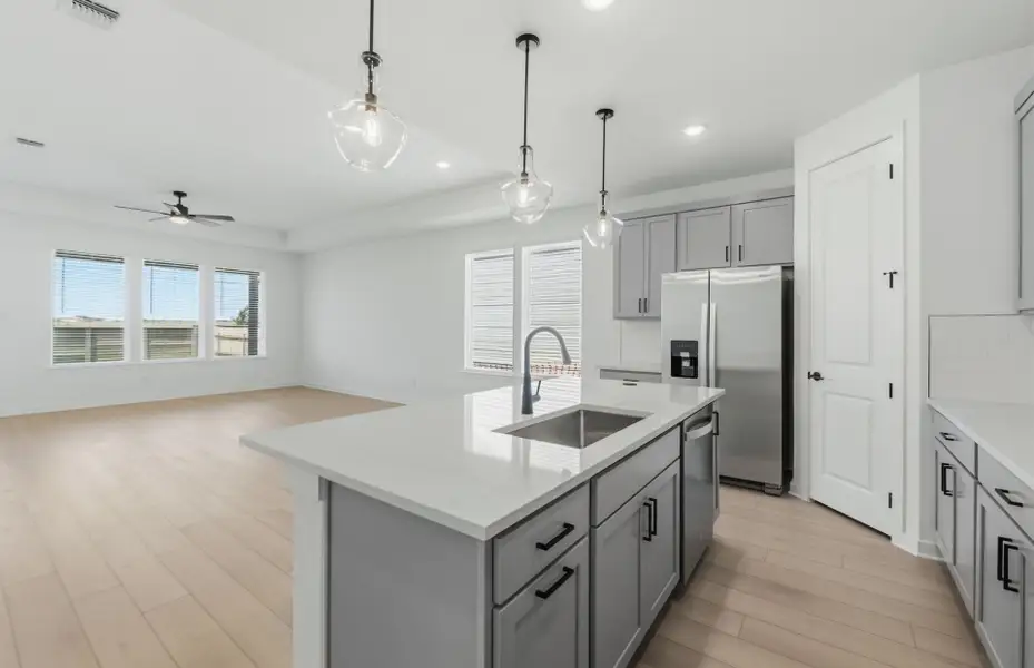 Furnished interior view inside a new home in Kuempel Farms, Pflugerville (Image 6).