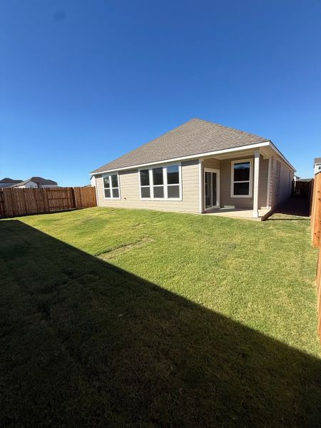 Exterior details and patio area of a home in Sage Collection – Freedom at Anthem, Kyle (Image 2). Exterior details and patio area of a home in Sage Collection – Freedom at Anthem, Kyle (Image 2).