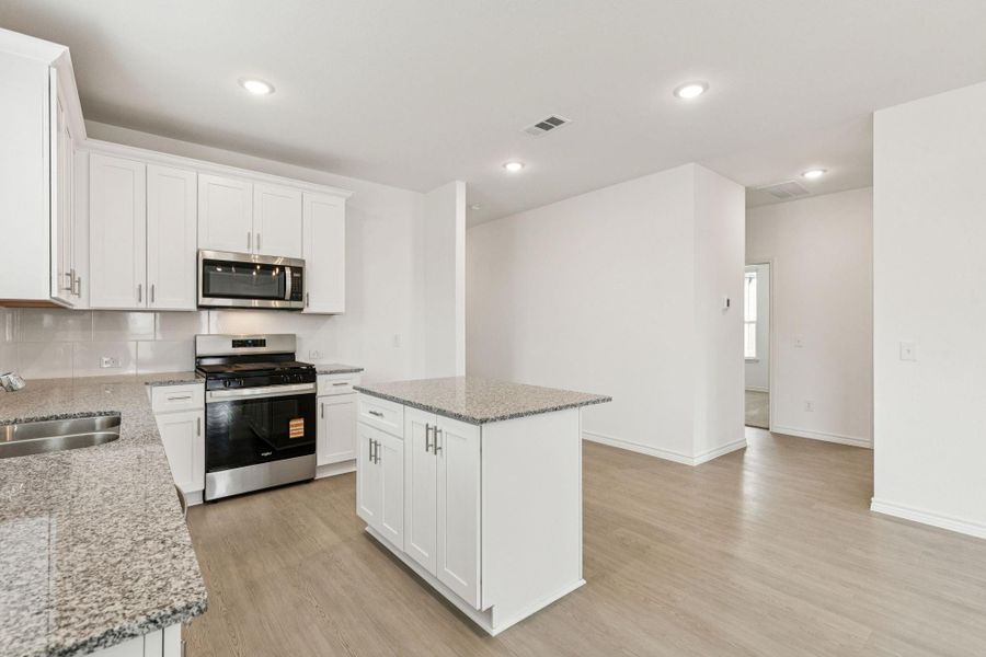 Furnished interior view inside a new home in River Ranch, Dayton (Image 6).