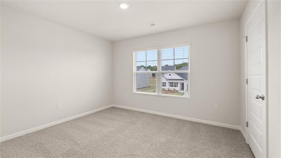Spacious, unfurnished interior of a new home in Twin Lakes, Hoschton (Image 25).