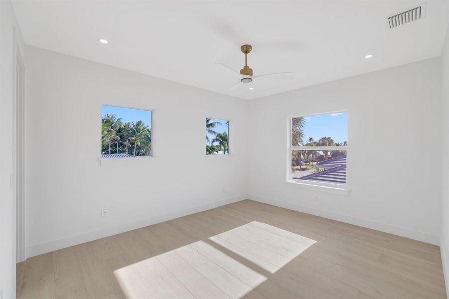 309 Claremont Lane - 54.jpg-SMALL 309 Claremont Lane - 54.jpg-SMALL