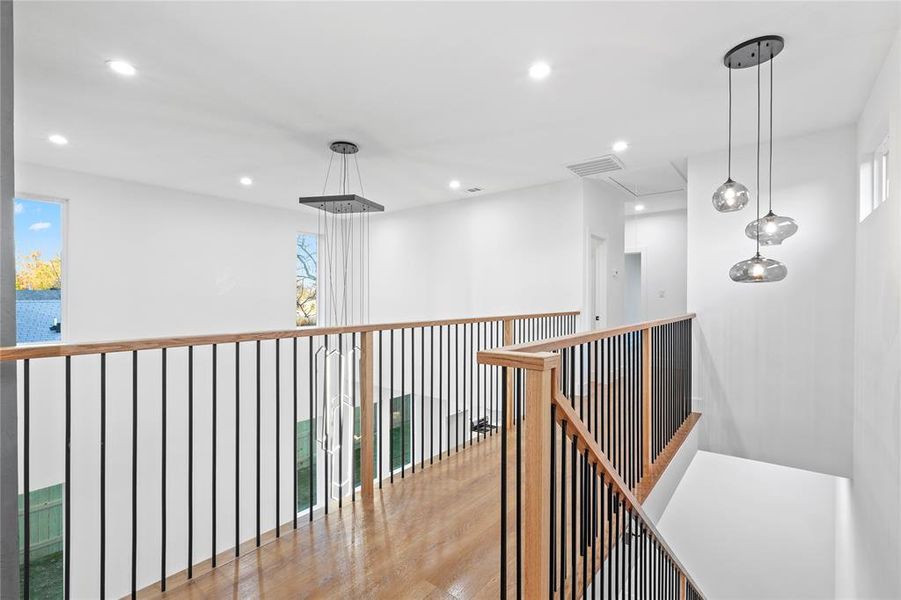 Spacious, unfurnished interior of a new home in , Dallas (Image 27).