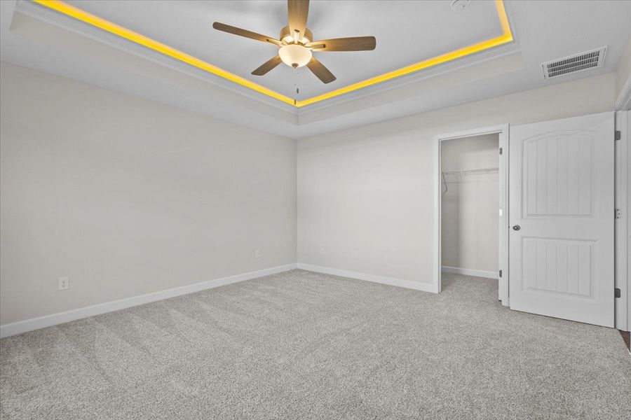 Representative unfurnished interior of a home built from the Morgan by Enchanted Homes in Lonesome Dove, San Antonio (Image 26).