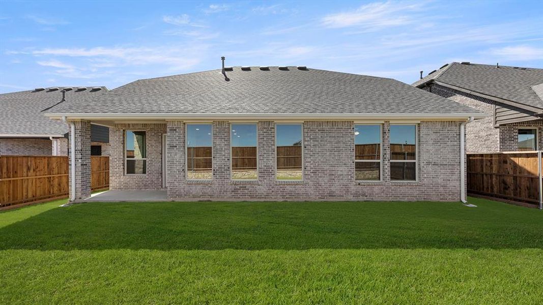 26. 9309 Derry - Back 26. 9309 Derry - Back