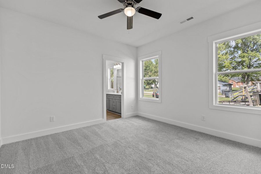 Copy of Copy of 16-web-or-mls-2N6A1494