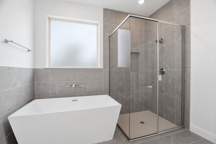 Primary Shower/ Freestanding Tub Primary Shower/ Freestanding Tub