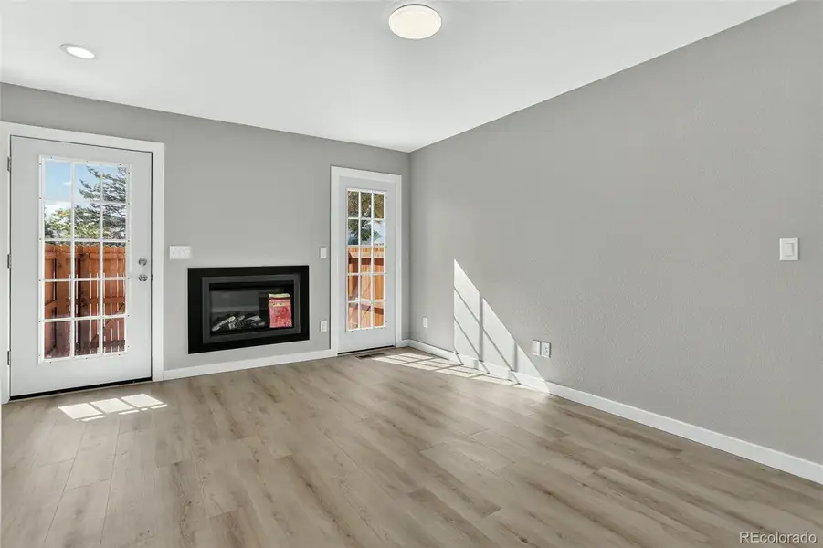 Spacious, unfurnished interior of a new home in , Centennial (Image 10).