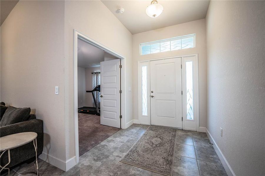 Spacious, unfurnished interior of a new home in , Winter Haven (Image 23).