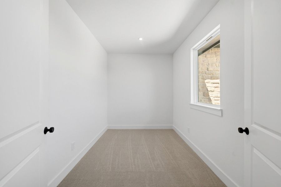 Spacious, unfurnished interior of a new home in Legacy, League City (Image 38).