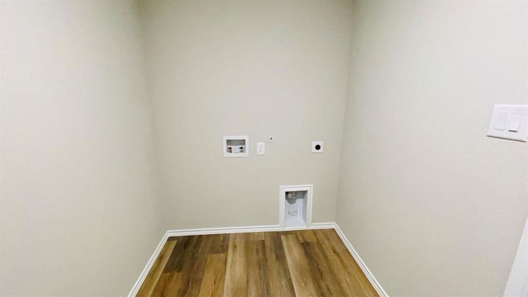Spacious, unfurnished interior of a new home in Sunnycreek, Crowley (Image 17).