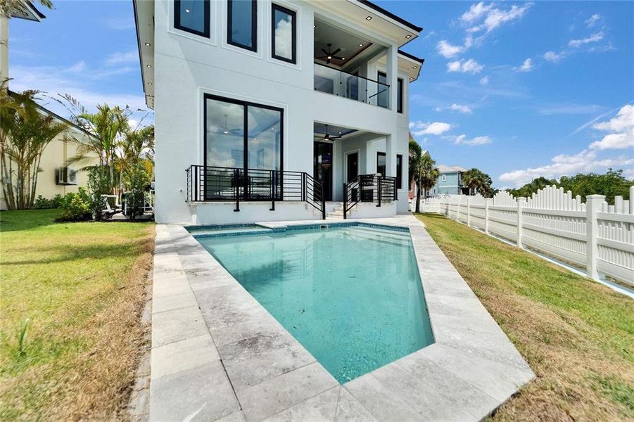 Exterior details and patio area of a home in , Apollo Beach (Image 59).