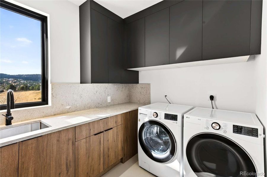 Furnished interior view inside a new home in , Golden (Image 16).