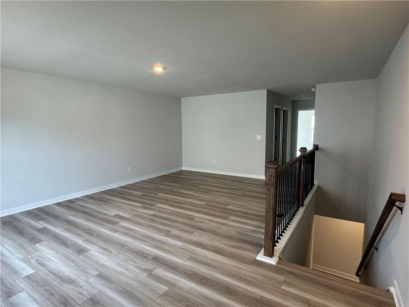 Spacious, unfurnished interior of a new home in Rosewood Lake Preserve, Hoschton (Image 23).