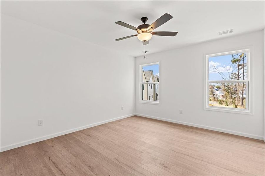 Spacious, unfurnished interior of a new home in , Carrollton (Image 19).