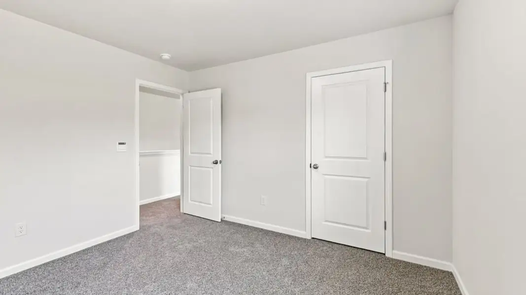 Spacious, unfurnished interior of a new home in Woodglen, Piedmont (Image 35). Spacious, unfurnished interior of a new home in Woodglen, Piedmont (Image 35).
