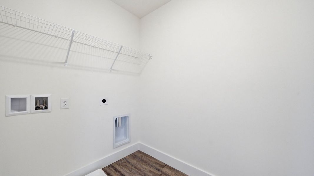 Spacious, unfurnished interior of a new home in Fieldcrest Acres, Blountville (Image 31).