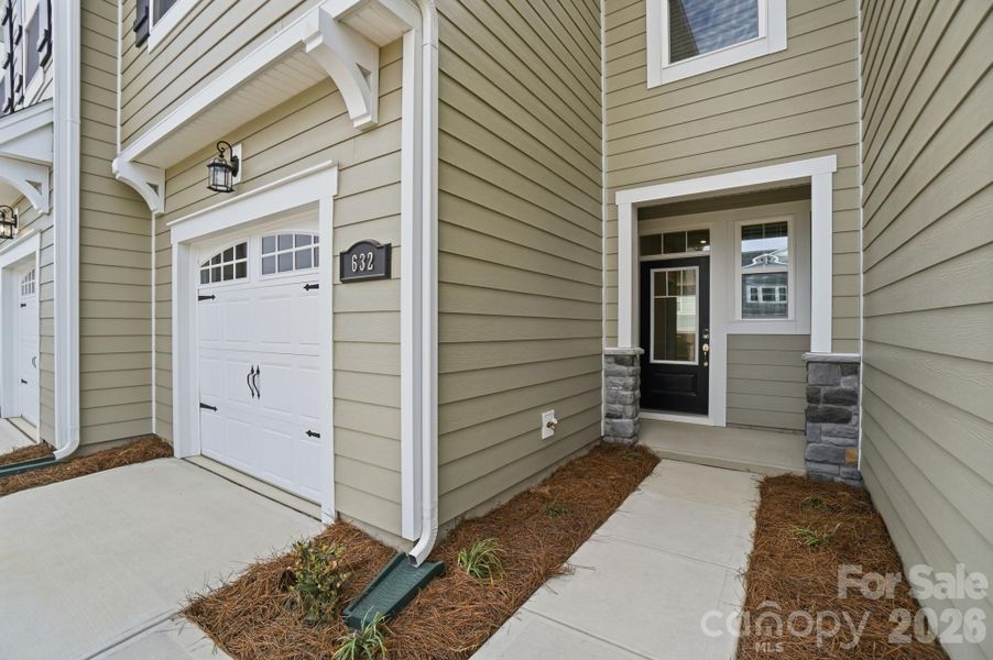 Exterior details and patio area of a home in Arbor Chase, Clover (Image 3).