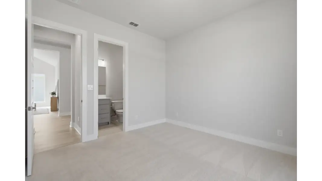 Spacious, unfurnished interior of a new home in Southern Hills, Brooksville (Image 14). Spacious, unfurnished interior of a new home in Southern Hills, Brooksville (Image 14).